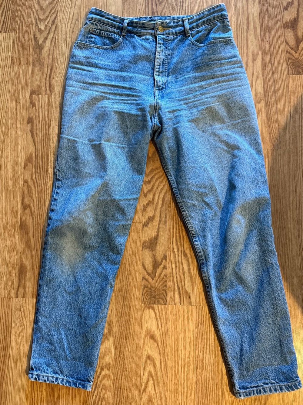 Guess by Marciano Women's Vintage Straight Leg Jeans in Medium Blue Denim